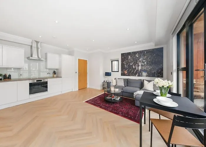 Pleasing 2Bed Flat 10Min To Wimbledon Tennis Court